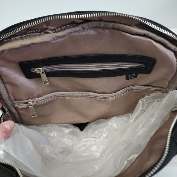 ? NWT/NIB Pragma Style, V-Style, Vegan Leather Bag?